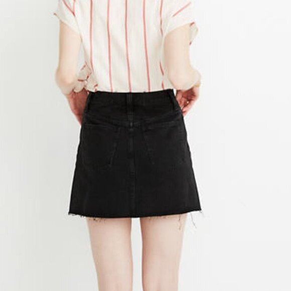 Madewell Rigid Denim A-Line Mini Skirt Lunar Wash Button-Front Edition Size 25 - Picture 2 of 10